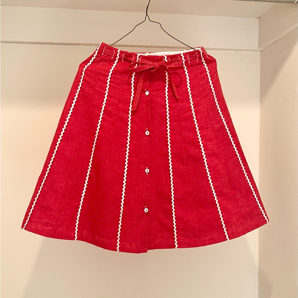 60s-70s Vintage 🤍 “The” Talbots Ric Rac Trim Tie-Waist A-Line Skirt
